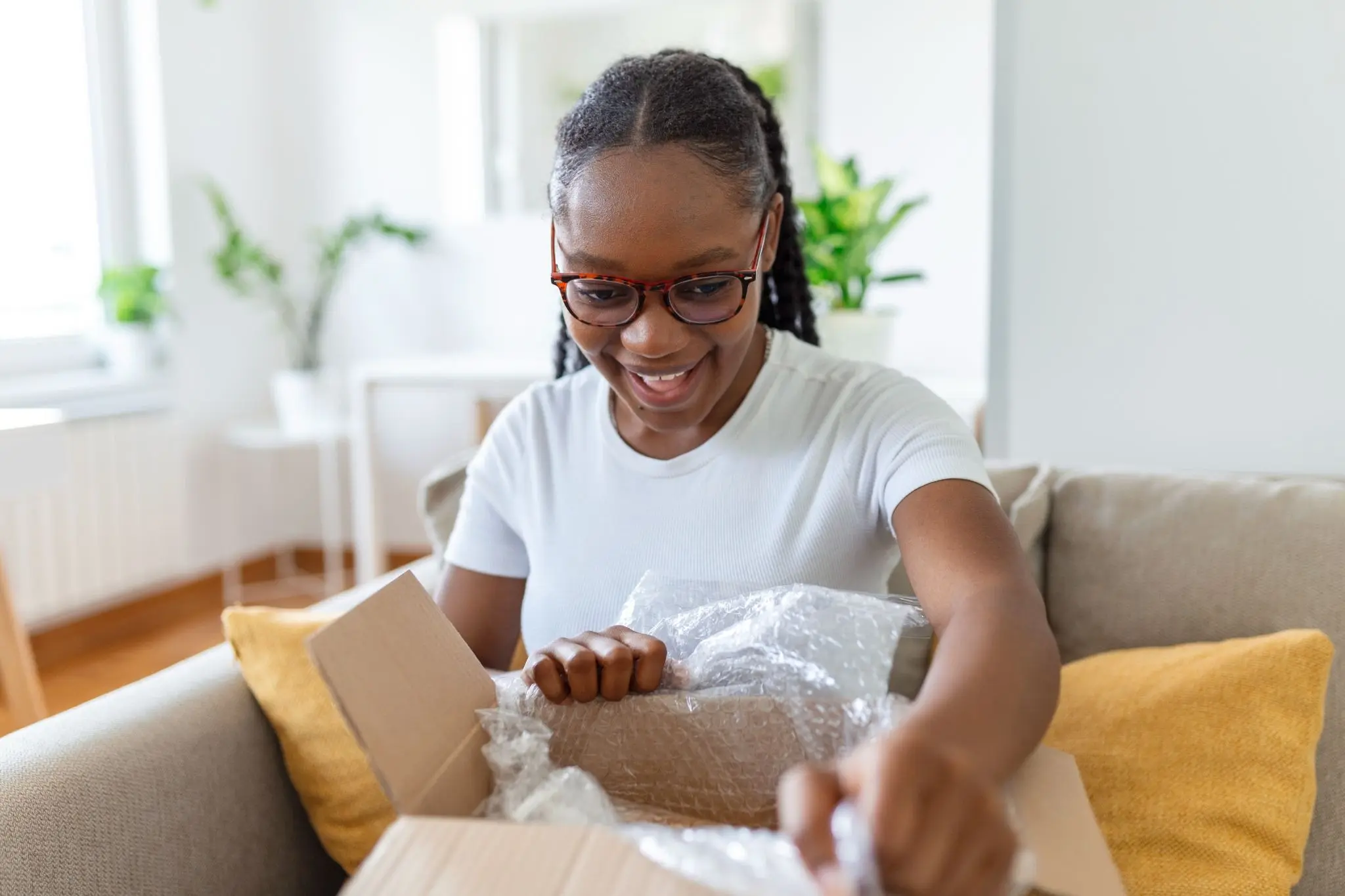 How Can Expats In Central America And Mexico Stay Connected With Family Abroad