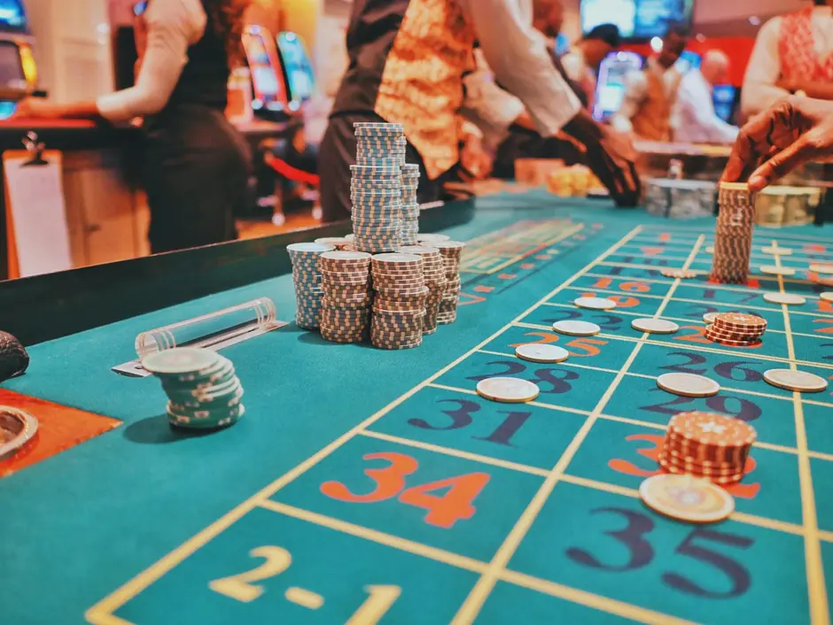 Live Casino Presenters The Communication Skills Behind The Screen